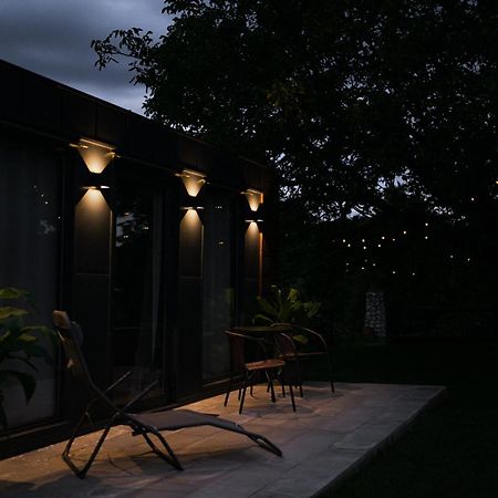 Tiny House Mezi Sklepy Apartamento Kobylí Exterior foto