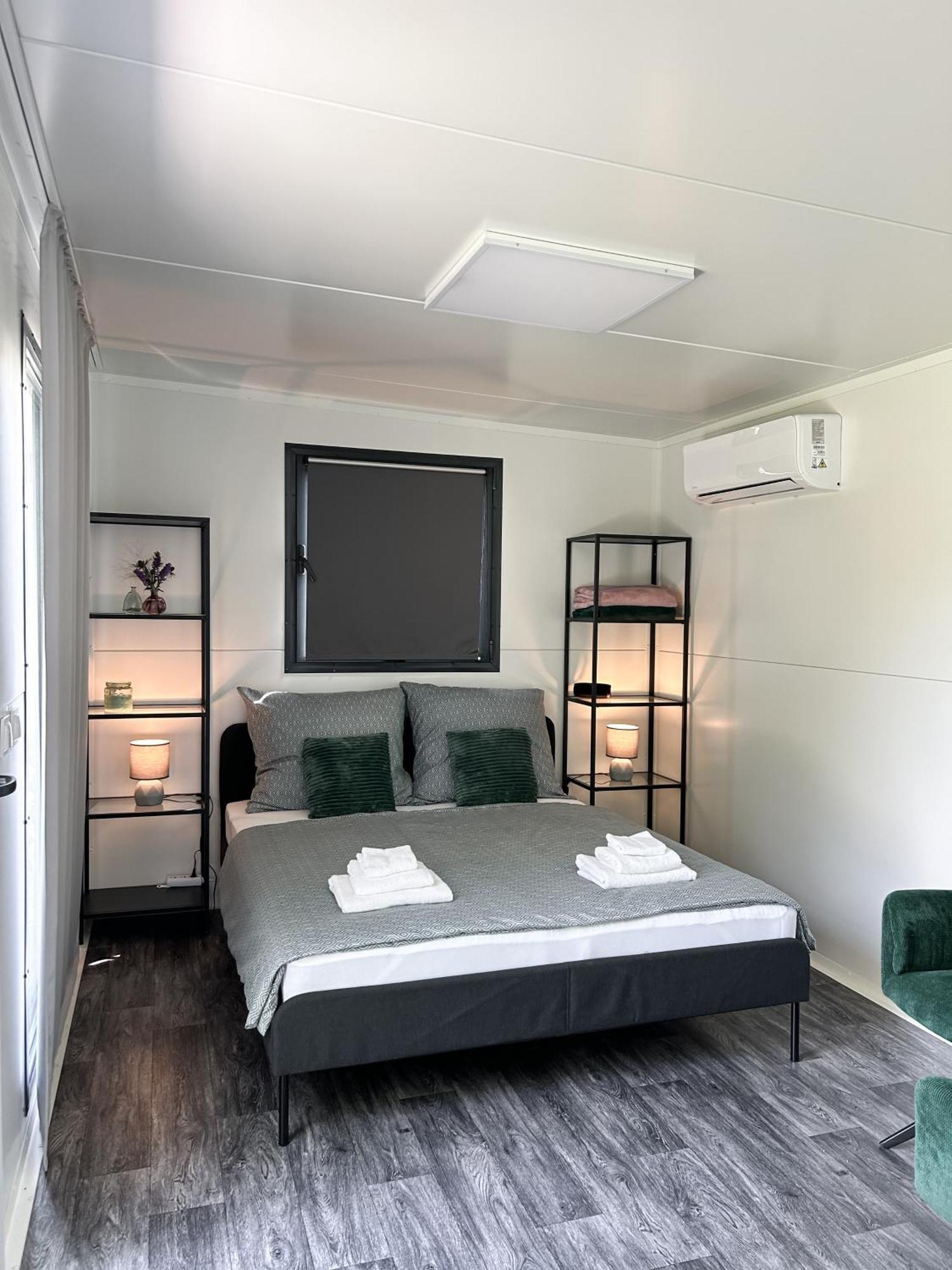 Tiny House Mezi Sklepy Apartamento Kobylí Exterior foto